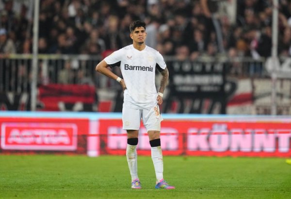 Ảnh: Leverkusen khăng khăng yêu cầu Inkapier về giá, từ chối nhượng bộ