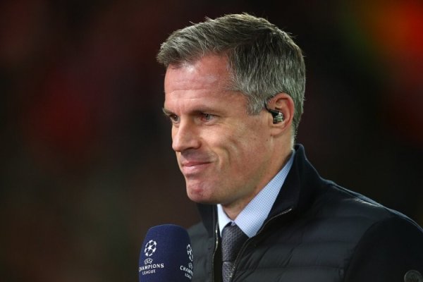 Người chiến thắng giải thưởng ＂Một người, một thành phố＂! Carragher: Thật vinh quang và tự hào khi c