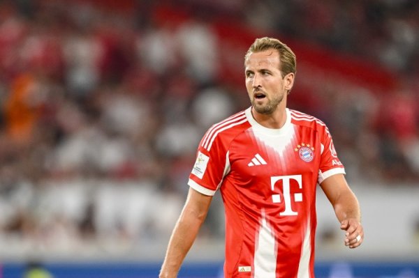 Giám đốc điều hành Bayern Dresson trả lời tin đồn về việc Kane rời đội vào ngày mai: Kane hiện đang 